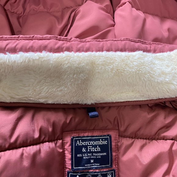 Abercrombie & Fitch Womens Water & Wind Resistant- Packable Light Jacket. Sz M - Picture 8 of 16